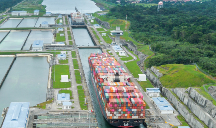 água clara no panama
